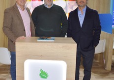Cauquen from Argentina are citrus, apples and pears exporters with Sebastian Maris, German Raimondi and Julio Pastorino. 